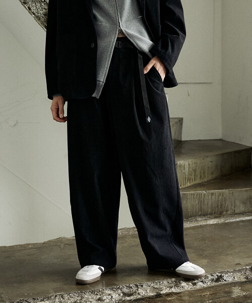 UMBRO（アンブロ）の「CORDUROY EASY PANTS/コーデュロイイージーパンツ/UMBRO別注(限定展開)（その他パンツ・メンズ・ブラック/ブラウン・MEDIUM/LARGE）」の17枚目の写真
