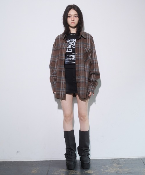 ENVYM（アンビー）の「カットオフオーバーチェックシャツ（シャツ/ブラウス・レディース・ブラック/ブラウン・FREE）」の21枚目の写真