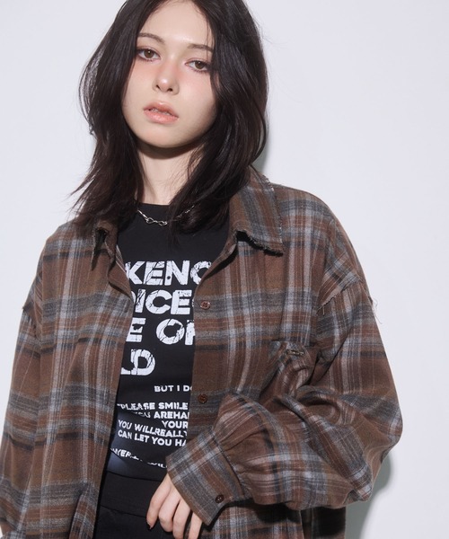 ENVYM（アンビー）の「カットオフオーバーチェックシャツ（シャツ/ブラウス・レディース・ブラック/ブラウン・FREE）」の20枚目の写真