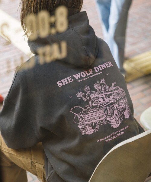 完売品 ぽなかすいたね POPUP ビッグプリント パーカー フーディー セール】限定展開 SHE WOLF DINER×FREAK'S STORE/シーウルフダイナー