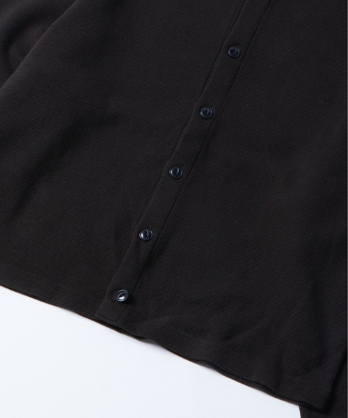 WHO'S WHO gallery（フーズフーギャラリー）の「Sourcreamワッフルカーデ（カーディガン/ボレロ・メンズ・ネイビー/ブラック・SMALL/MEDIUM）」の4枚目の写真