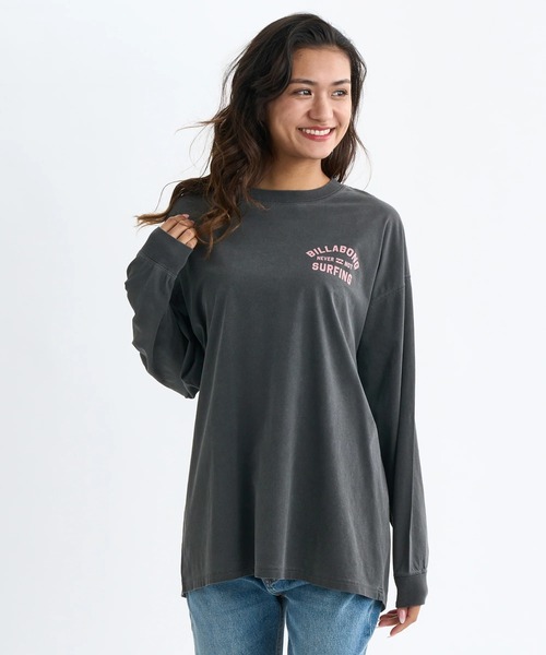 BILLABONG(ビラボン)の「BILLABONG レディース ARCH SURFING PIGMENT ロンT 【LOOSE FIT】【2025年秋冬モデル】/ビラボンバックプリントルーズフィット長袖ロンT(Tシャツ/カットソー・レディース・アイボリー/オフホワイト・LARGE/MEDIUM)」の7枚目の写真