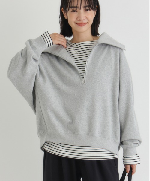 Right-on（ライトオン）の「HONEYSUCKLE ROSE(ハニーサックルローズ)【レディース】【すっきり見え】ハーフジップスウェットプルオーバー（小顔効果/体型カバー）（スウェット・レディース・キナリ/グレー/ブラック・M/S/L）」の3枚目の写真