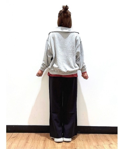 Right-on（ライトオン）の「HONEYSUCKLE ROSE(ハニーサックルローズ)【レディース】【すっきり見え】ハーフジップスウェットプルオーバー（小顔効果/体型カバー）（スウェット・レディース・キナリ/グレー/ブラック・M/S/L）」の7枚目の写真