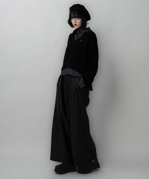 HARE（ハレ）の「シャツドッキングVネックニット(HARE)（ニット/セーター・レディース・ブラック/グレー/ネイビー/ピンク・FREE）」の5枚目の写真