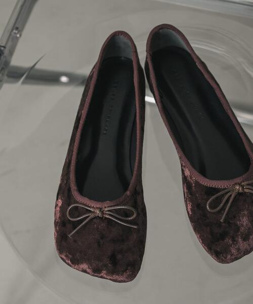SENSE OF PLACE by URBAN RESEARCH（センスオブプレイスバイアーバンリサーチ）の「ベロアスクエアフラットシューズ（バレエシューズ・レディース・ブラウン/ブラック/グレー・LARGE/SMALL/MEDIUM）」の13枚目の写真