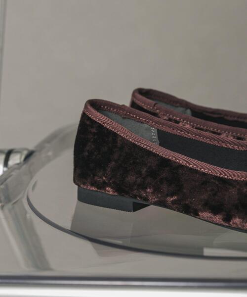 SENSE OF PLACE by URBAN RESEARCH（センスオブプレイスバイアーバンリサーチ）の「ベロアスクエアフラットシューズ（バレエシューズ・レディース・ブラウン/ブラック/グレー・LARGE/SMALL/MEDIUM）」の15枚目の写真