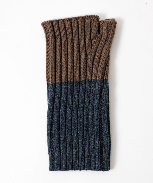 PENDLETON（ペンドルトン）の「【PENDLETON / ペンドルトン】PDT-LOGO WPN KNIT GLOVE / ロゴ ニットグローブ（手袋・メンズ・チャコールグレー/ブラウン・フリー）」の5枚目の写真