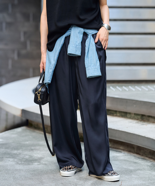 FRAMeWORK（フレームワーク）の「サテンイージーパンツ（その他パンツ・レディース・チャコールグレー/ネイビー・38/36）」の4枚目の写真