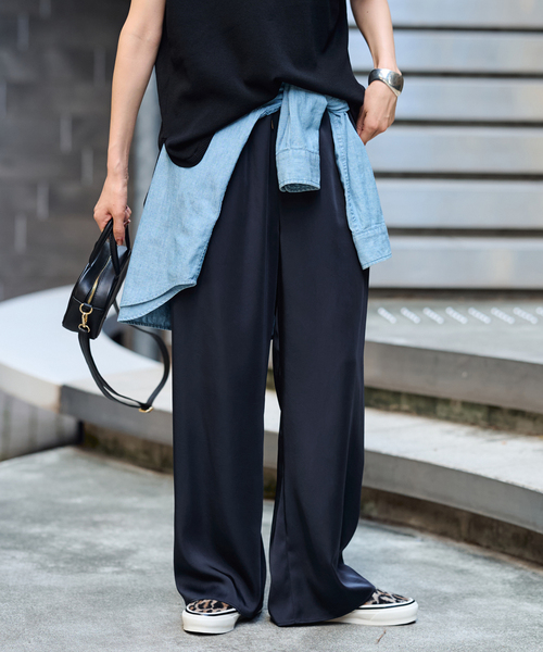 FRAMeWORK（フレームワーク）の「サテンイージーパンツ（その他パンツ・レディース・チャコールグレー/ネイビー・38/36）」の3枚目の写真