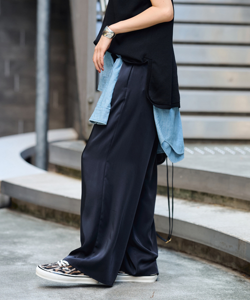 FRAMeWORK（フレームワーク）の「サテンイージーパンツ（その他パンツ・レディース・チャコールグレー/ネイビー・38/36）」の7枚目の写真