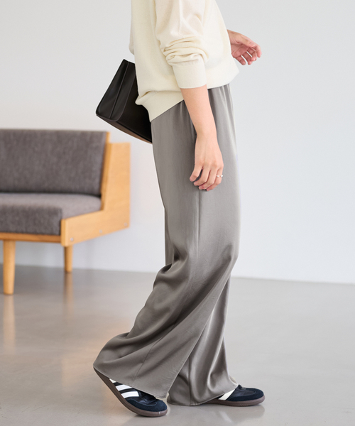 FRAMeWORK（フレームワーク）の「サテンイージーパンツ（その他パンツ・レディース・チャコールグレー/ネイビー・38/36）」の11枚目の写真