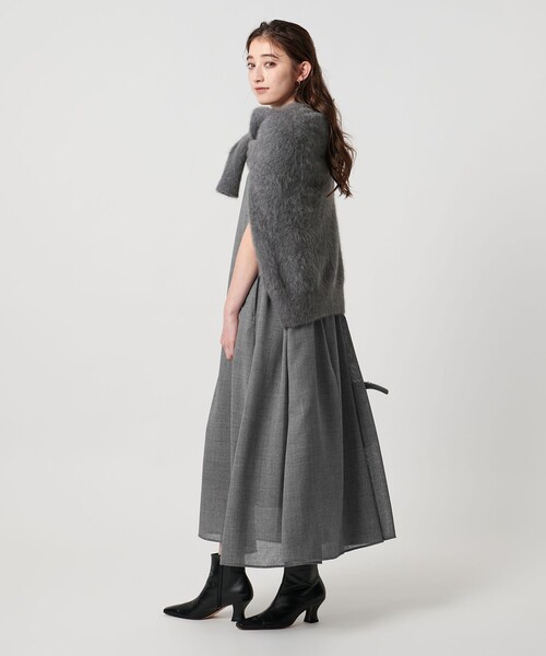 UNITED ARROWS(ユナイテッドアローズ)の「ツイル ビエラ プリーツ ワンピース ‐ウォッシャブル‐(ワンピース・レディース・ブラック/ダークグレー・FREE)」の5枚目の写真