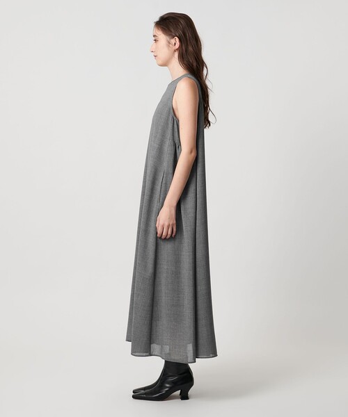 UNITED ARROWS(ユナイテッドアローズ)の「ツイル ビエラ プリーツ ワンピース ‐ウォッシャブル‐(ワンピース・レディース・ブラック/ダークグレー・FREE)」の9枚目の写真