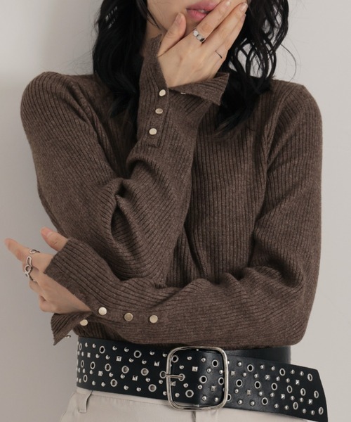 Ulysses（ユリシス）の「12G袖口ボタンタートルリブニットプルオーバー（ニット/セーター・レディース・アイボリー/杢グレー/チャコール/ブラウン/ボルドー/ブラック・M）」の5枚目の写真