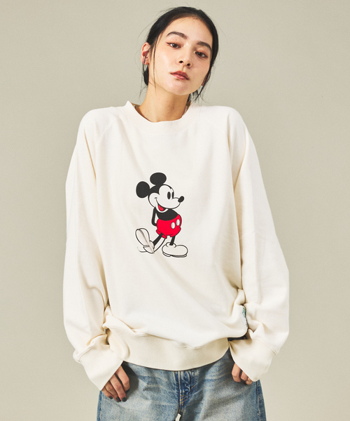 ABAHOUSE（アバハウス）の「【MICKEY × DISCUS ATHLETIC / ミッキー × ディスカス アスレチック】コラボ プリント裏毛クルースウェット / 5487-6670 / ユニセックス（スウェット・メンズ・ホワイト/グレー/ホワイト系その他2/ホワイト系その他3/グレー系その他2/グレー系その他3/グレー系その他/ホワイト系その他・M/L）」の3枚目の写真