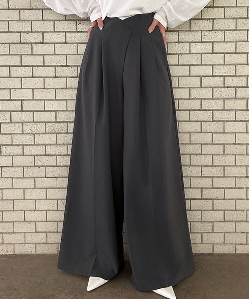 Ampirula（アンピルーラ）の「カシュクール タック ワイドパンツ 冬 レディース 秋 秋冬（その他パンツ・レディース・アイボリー/モカ/グレー/ブラック・M/S）」の8枚目の写真
