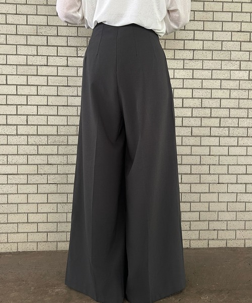 Ampirula（アンピルーラ）の「カシュクール タック ワイドパンツ 冬 レディース 秋 秋冬（その他パンツ・レディース・アイボリー/モカ/グレー/ブラック・M/S）」の9枚目の写真