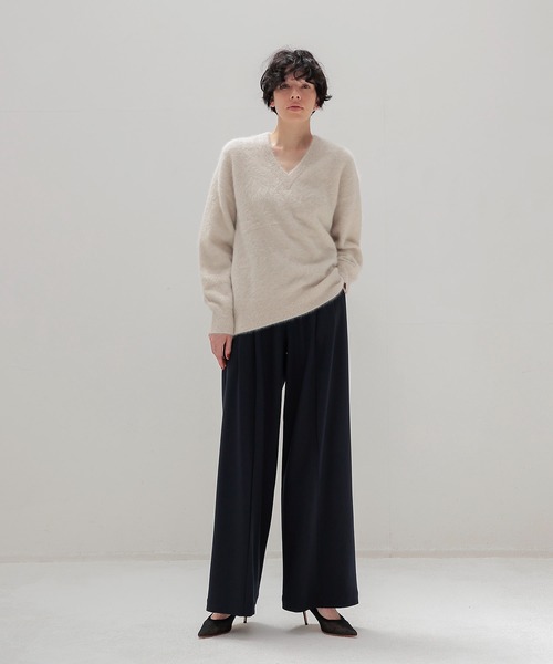 DRESSLAVE(ドレスレイブ)の「back brush 2tuck trousers(裏起毛2タックパンツ)(スラックス・レディース・ホワイト/ネイビー/チャコールグレー・36/38)」の11枚目の写真