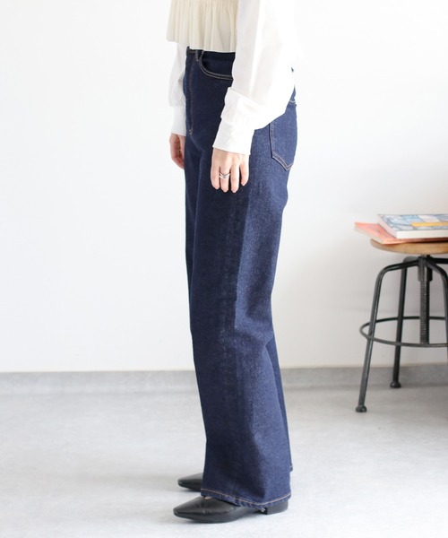 cepo（セポ）の「【美脚＆細見えシルエット♪】ハイスタンダードストレートデニム（デニムパンツ・レディース・ブルー系1/ワンウォッシュ/ブルー系2・S/M/L）」の17枚目の写真