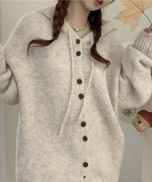 BLANC FICELLE(ブランフィセル)の「ダブルボタン ニット パーカー(パーカー・レディース・ブラウン/ピンク/アイボリー/グレー・FREE)」の2枚目の写真