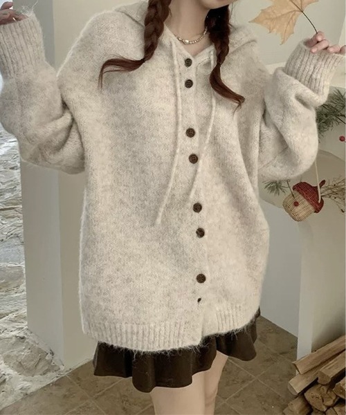 BLANC FICELLE(ブランフィセル)の「ダブルボタン ニット パーカー(パーカー・レディース・ブラウン/ピンク/アイボリー/グレー・FREE)」の6枚目の写真