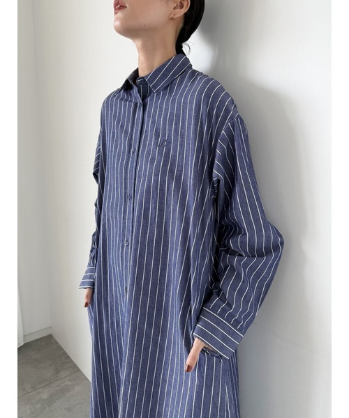 Lugnoncure（ルノンキュール）の「刺繍入りアソートシャツワンピース《2025autumn catalog item》（ワンピース・レディース・ネイビー/ベージュ/ブラック・F）」の3枚目の写真