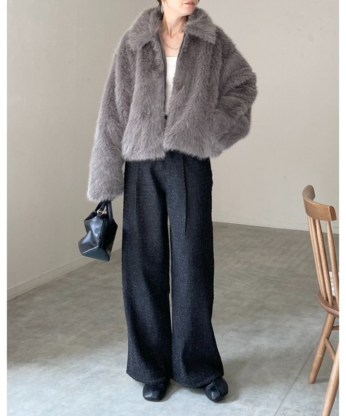 セール】ショート丈襟付きフロントジップフェイクファーコート（その他