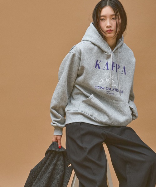 Kappa(カッパ)の「≪Kappa×and ST ウェルネスクラブ≫Ski Teamデザインパーカー (ユニセックス)(スウェット・レディース・ネイビー/グレー・SMALL/MEDIUM/LARGE)」の6枚目の写真