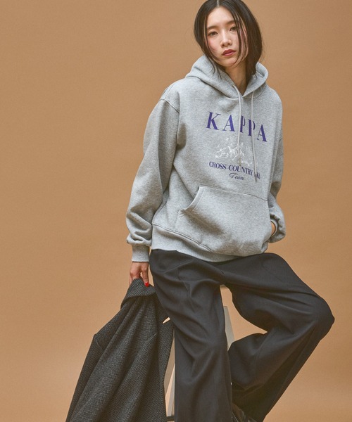 Kappa(カッパ)の「≪Kappa×and ST ウェルネスクラブ≫Ski Teamデザインパーカー (ユニセックス)(スウェット・レディース・ネイビー/グレー・SMALL/MEDIUM/LARGE)」の8枚目の写真