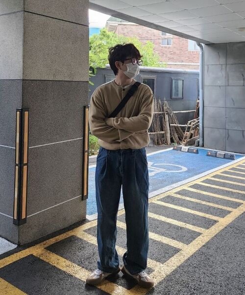 DIMITRI BLACK(ディミトリブラック)の「ASI エッセンシャル ワンタック ワイドデニムパンツ_インディゴ(デニムパンツ・レディース・その他・XX-LARGE/SMALL/MEDIUM/LARGE/X-LARGE)」の14枚目の写真