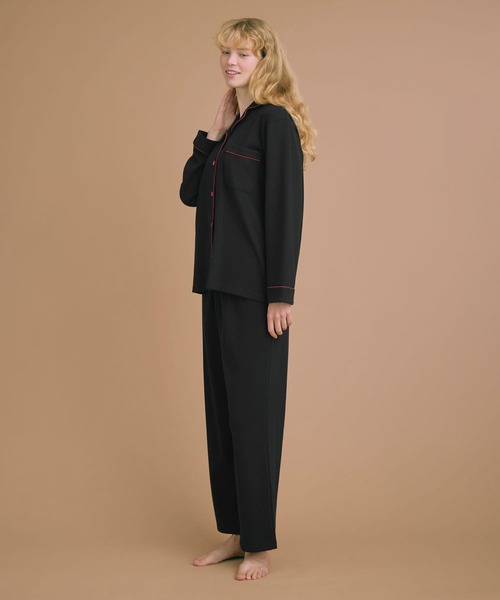 une nana cool（ウンナナクール）の「綿100%のフライスパジャマ MADE WITH LIBERTY FABRIC（ルームウェア/パジャマ・レディース・ホワイト/ブラウン/チャコールグレー/クリアブラック/ネイビー/グレー・L/M）」の16枚目の写真