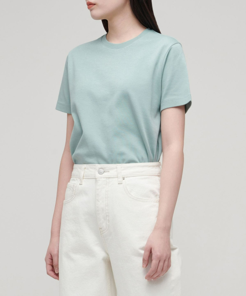 MUSINSA STANDARD WOMAN（ムシンサスタンダードウーマン）の「ウィメンズベーシッククルーネックTシャツ[ダスティミント]（Tシャツ/カットソー・レディース・その他・SMALL/MEDIUM/LARGE/X-LARGE/X-SMALL）」の3枚目の写真
