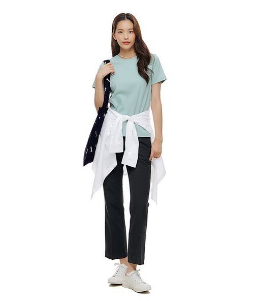 MUSINSA STANDARD WOMAN（ムシンサスタンダードウーマン）の「ウィメンズベーシッククルーネックTシャツ[ダスティミント]（Tシャツ/カットソー・レディース・その他・SMALL/MEDIUM/LARGE/X-LARGE/X-SMALL）」の9枚目の写真