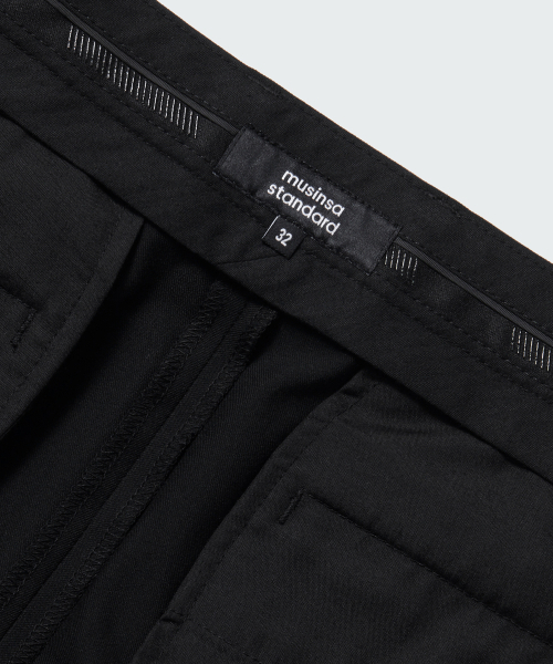 MUSINSA STANDARD（ムシンサスタンダード）の「ワイドヒドゥンバンディングスラックス[ブラック]（スラックス・メンズ・その他・40/31/33/26/27/28/29/38/42/36/34/32/30）」の4枚目の写真