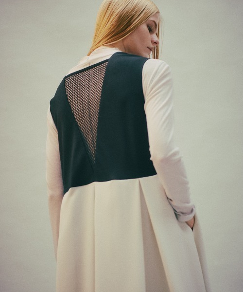 ADORE(アドーア)の「◆シアーフライストップス(Tシャツ/カットソー・レディース・ブルー/グレー/ブラック・38)」の4枚目の写真