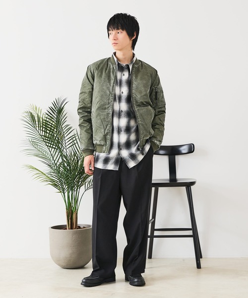 UNIIT(ユニット)の「【UNIIT/ユニット】 ヴィンテージライクナイロン オーバーサイズMA-1 古着加工(MA-1・メンズ・スミクロ/カーキ・LARGE/X-LARGE/MEDIUM)」の11枚目の写真