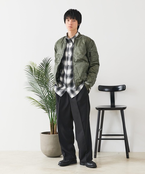 UNIIT(ユニット)の「【UNIIT/ユニット】 ヴィンテージライクナイロン オーバーサイズMA-1 古着加工(MA-1・メンズ・スミクロ/カーキ・LARGE/X-LARGE/MEDIUM)」の8枚目の写真