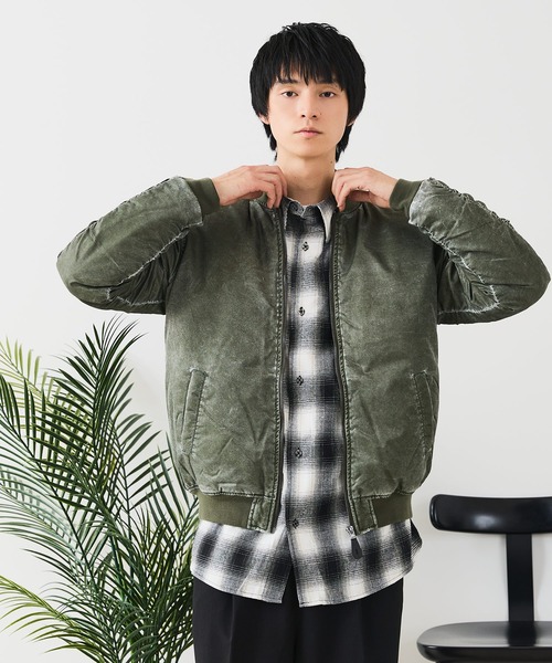 UNIIT(ユニット)の「【UNIIT/ユニット】 ヴィンテージライクナイロン オーバーサイズMA-1 古着加工(MA-1・メンズ・スミクロ/カーキ・LARGE/X-LARGE/MEDIUM)」の20枚目の写真
