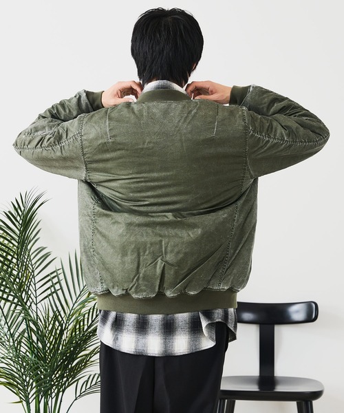 UNIIT(ユニット)の「【UNIIT/ユニット】 ヴィンテージライクナイロン オーバーサイズMA-1 古着加工(MA-1・メンズ・スミクロ/カーキ・LARGE/X-LARGE/MEDIUM)」の10枚目の写真