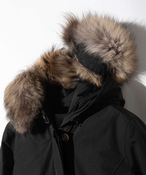 WOOLRICH（ウールリッチ）の「WOOLRICH ARCTIC RACCOON PARKA ウールリッチ アークティックパーカ ダウンジャケット（ダウンジャケット/コート・レディース・ブラック/ネイビー・SMALL/MEDIUM/LARGE/X-SMALL）」の10枚目の写真