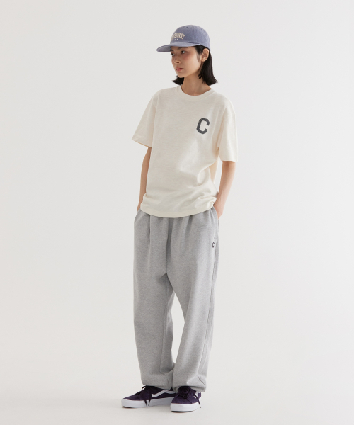 COVERNAT(カバーナット)の「スロップクラックCロゴTシャツアイボリー(Tシャツ/カットソー・レディース・その他・X-SMALL/SMALL/MEDIUM/LARGE/X-LARGE/XX-LARGE)」の3枚目の写真