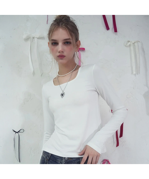 Vivacious(ビバシャス)の「Sleek Frame Top_3Colors(Tシャツ/カットソー・レディース・アイボリー/ブラウン/ブラック・SMALL/MEDIUM)」の2枚目の写真