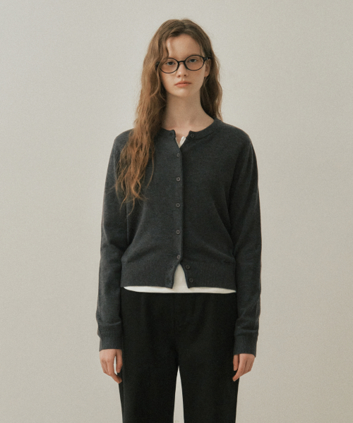 WEDNESDAYOASISFORWOMEN(ウェンズデー オアシス フォー ウーマン)の「セレンウールブレンドニットカーディガン_CHARCOAL(WC25-KN66)(カーディガン/ボレロ・レディース・チャコール・FREE)」の3枚目の写真