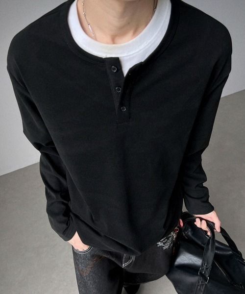 link lot(リンクロット)の「【フリース素材】ヘンリーネックロングスリーブシャツ(Tシャツ/カットソー・メンズ・ブラック/ホワイト/ダークグレー・M/L)」の2枚目の写真