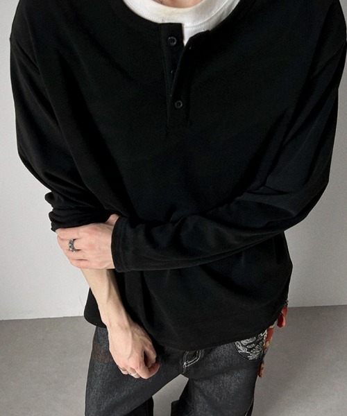 link lot(リンクロット)の「【フリース素材】ヘンリーネックロングスリーブシャツ(Tシャツ/カットソー・メンズ・ブラック/ホワイト/ダークグレー・M/L)」の9枚目の写真