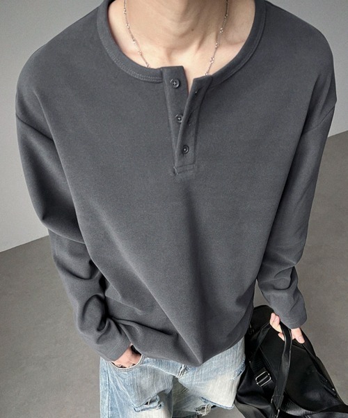 link lot(リンクロット)の「【フリース素材】ヘンリーネックロングスリーブシャツ(Tシャツ/カットソー・メンズ・ブラック/ホワイト/ダークグレー・M/L)」の18枚目の写真