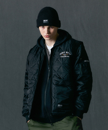 JAMIE WEST（ジェイミーウエスト）の「レタリングキルティングディタッチャブルジャンパー（ブラック）（ダウンジャケット/コート）」