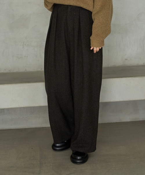 meilmada（メイルマダ）の「レザーライクパイピングツイードワイドパンツ（スラックス・レディース・ブラック/ブラウン・FREE）」の12枚目の写真