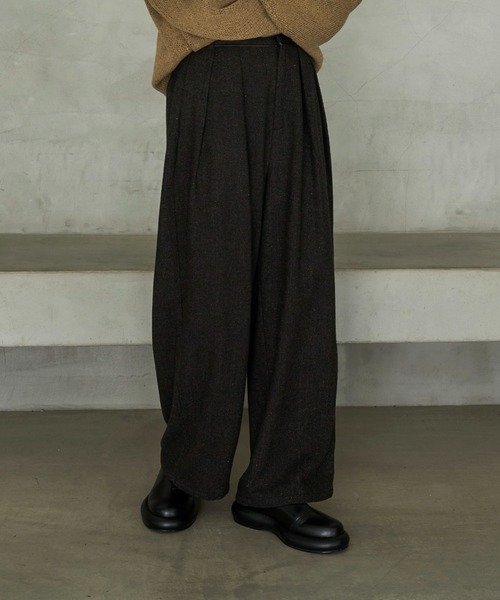 meilmada（メイルマダ）の「レザーライクパイピングツイードワイドパンツ（スラックス・レディース・ブラック/ブラウン・FREE）」の15枚目の写真